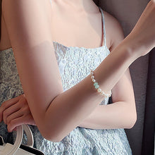 Load image into Gallery viewer, Pearl Green Stone Link Bracelet
