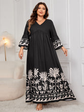 Load image into Gallery viewer, Honey Plus Size Printed V-Neck Long Sleeve Maxi Dress
