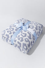 Load image into Gallery viewer, Leopard Print Luxury Soft Throw Blanket
