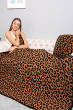 Load image into Gallery viewer, Leopard Print Luxury Soft Throw Blanket
