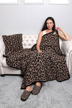 Load image into Gallery viewer, Leopard Print Luxury Soft Throw Blanket
